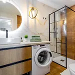 Апартаменти Spacious With Ocean View Адехе