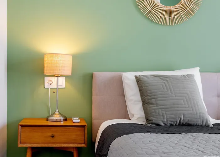 Spacious With Ocean View * Адехе