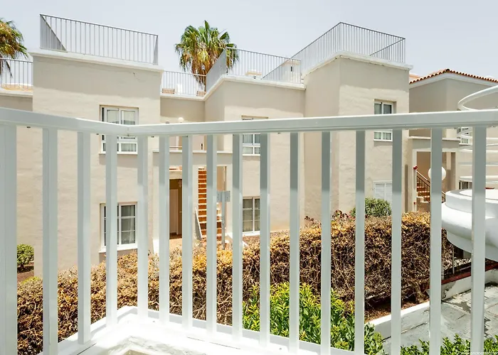 Апартаменты Spacious With Ocean View *